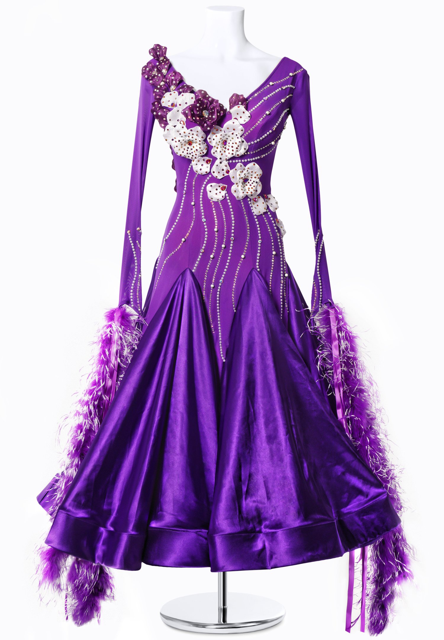 elegant ballroom dress Aesthetic Elegant Ballroom Gowns Luxury Satin Ball Gown Wedding Dress With Long Sleeves And Elegant