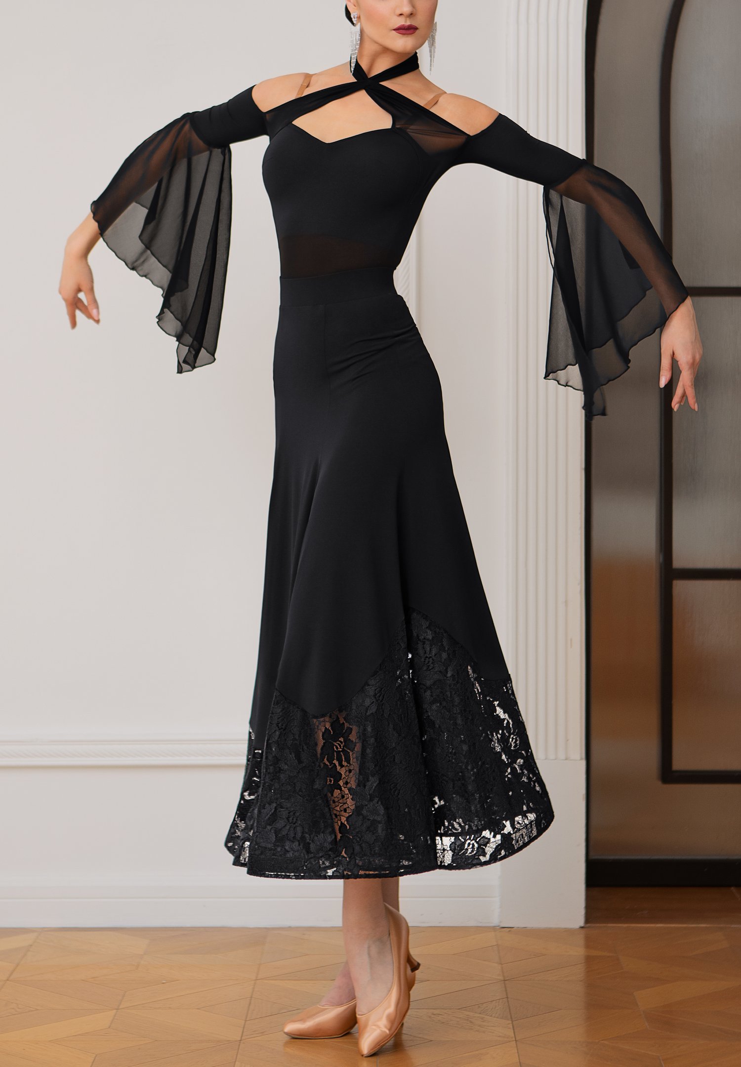 martell black lace bodycon mini dress Cotila Mini Dress in Black Lace Small Flower Black main image 0