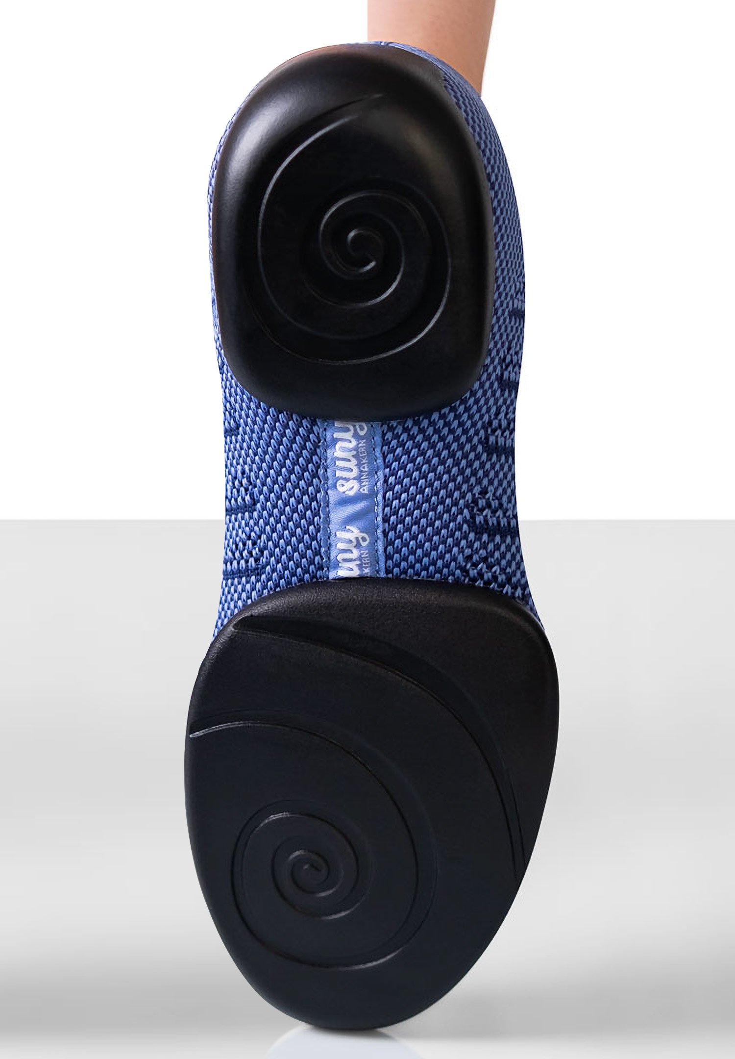 Anna Kern Suny dames Dance sneakers 185 Bold - Knit Capri blauw - normale breedte - 1 cm sneaker hak - gedeelde PU zool, capriblauw, 38 EU Anna Kern Suny dames Dance sneakers 185 Bold - Knit Capri blauw - normale breedte - 1 cm sneaker hak - gedeelde PU zool, capriblauw, 38 EU