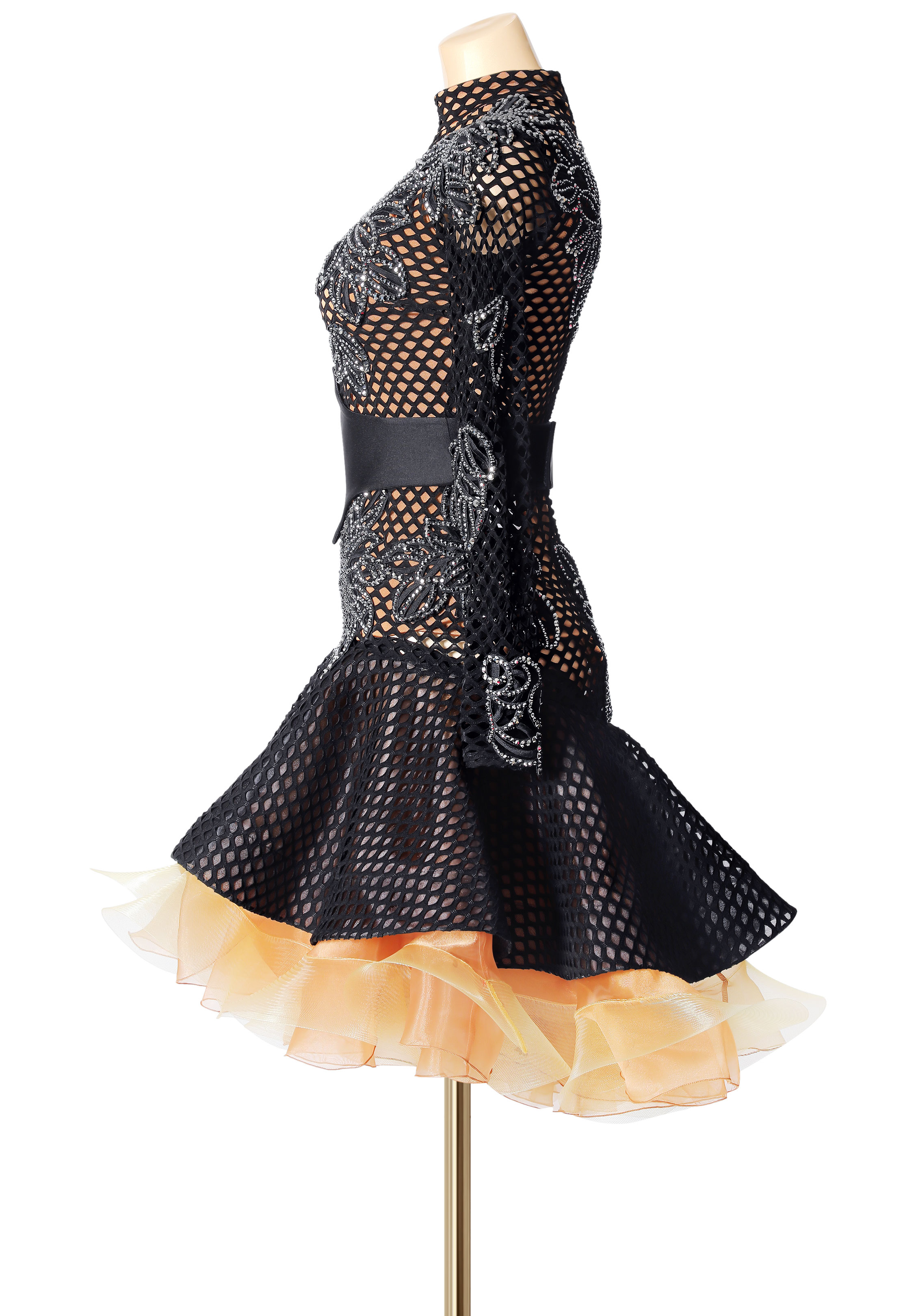 Black A262_Tan B106