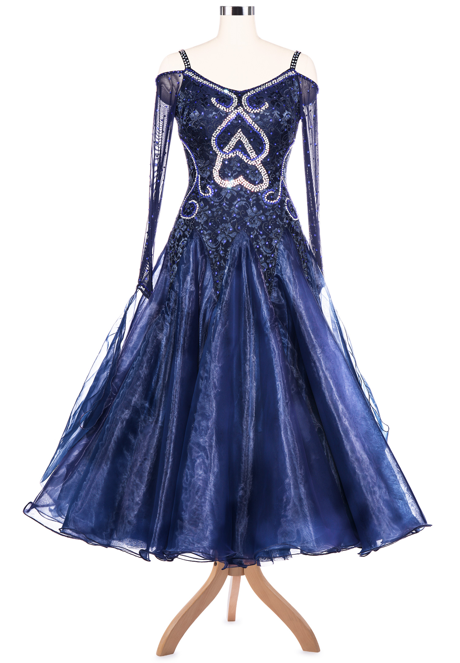 Elegant Lovely Heart Motif Lace Panel Ballroom Dress VN-A5199