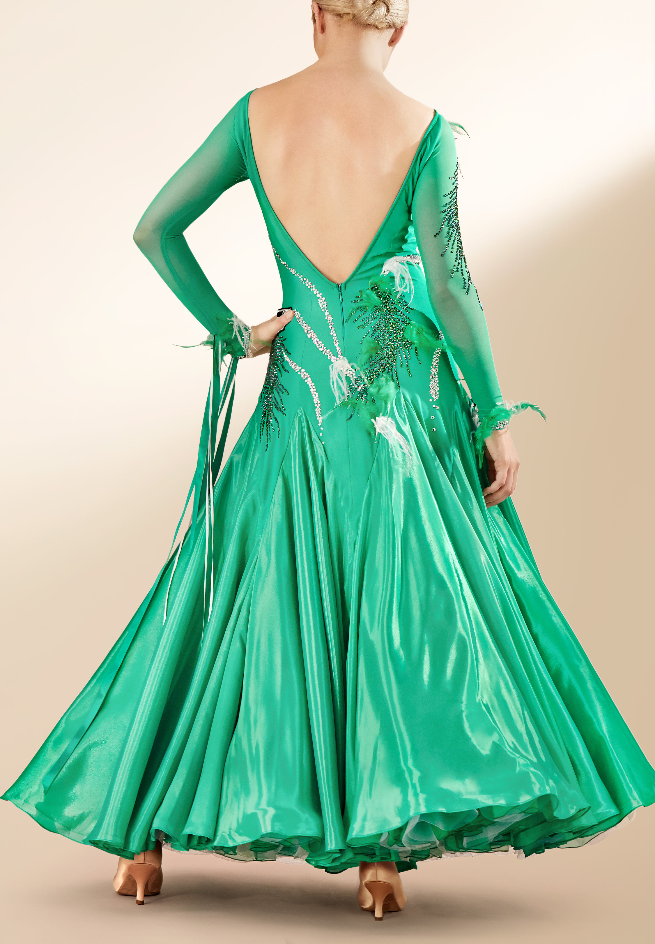GRWM: The Perfect Evening Gown ✨ #styletok #tutorial Rate this #ootd... |  TikTok