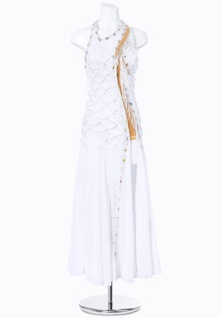 Scalloped Crystal Smooth Gown MF-S0380