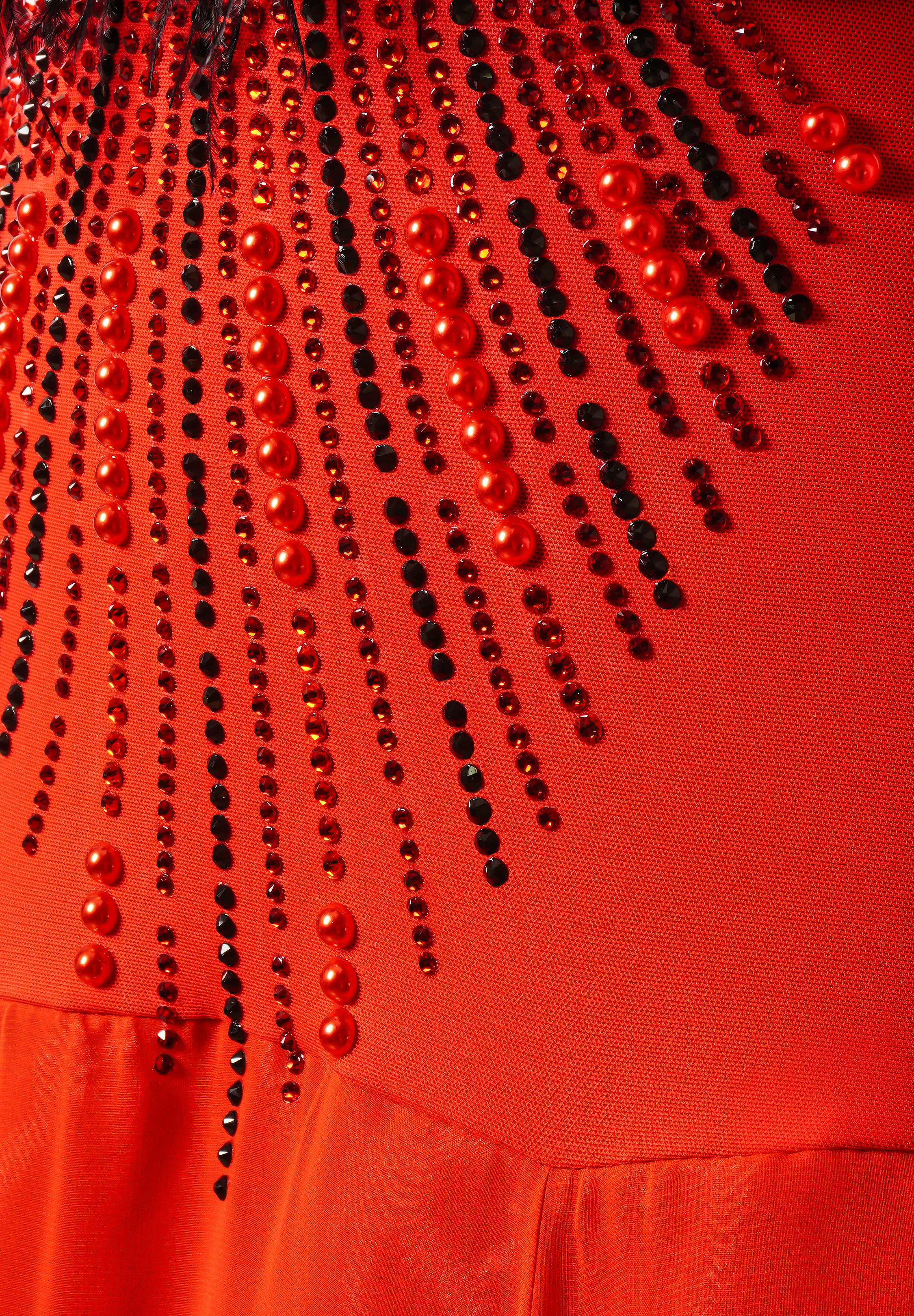 Hot Red A340_Black B136