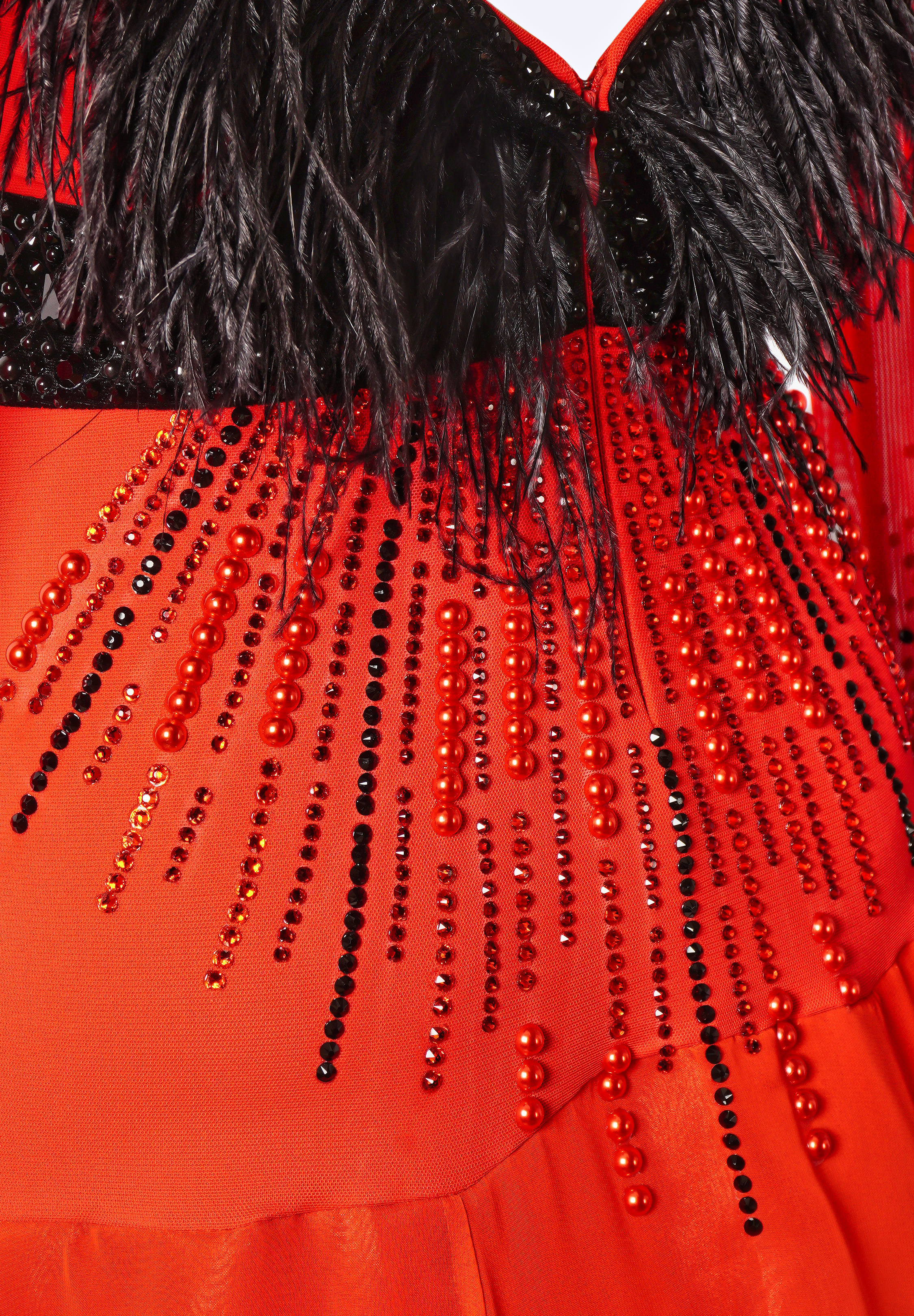 Hot Red A340_Black B136