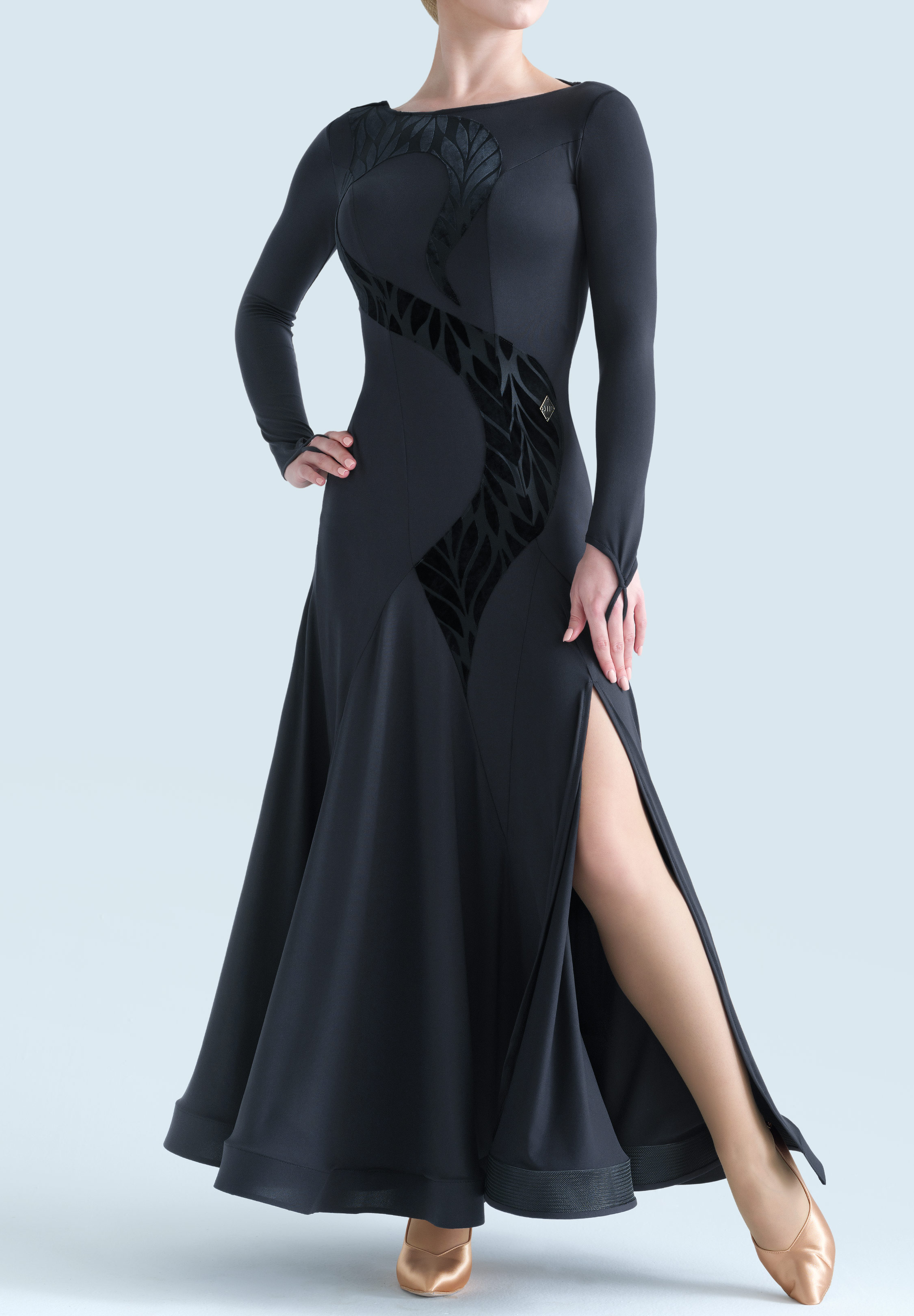 MF Grove Rhythm Smooth Gown M421-Black