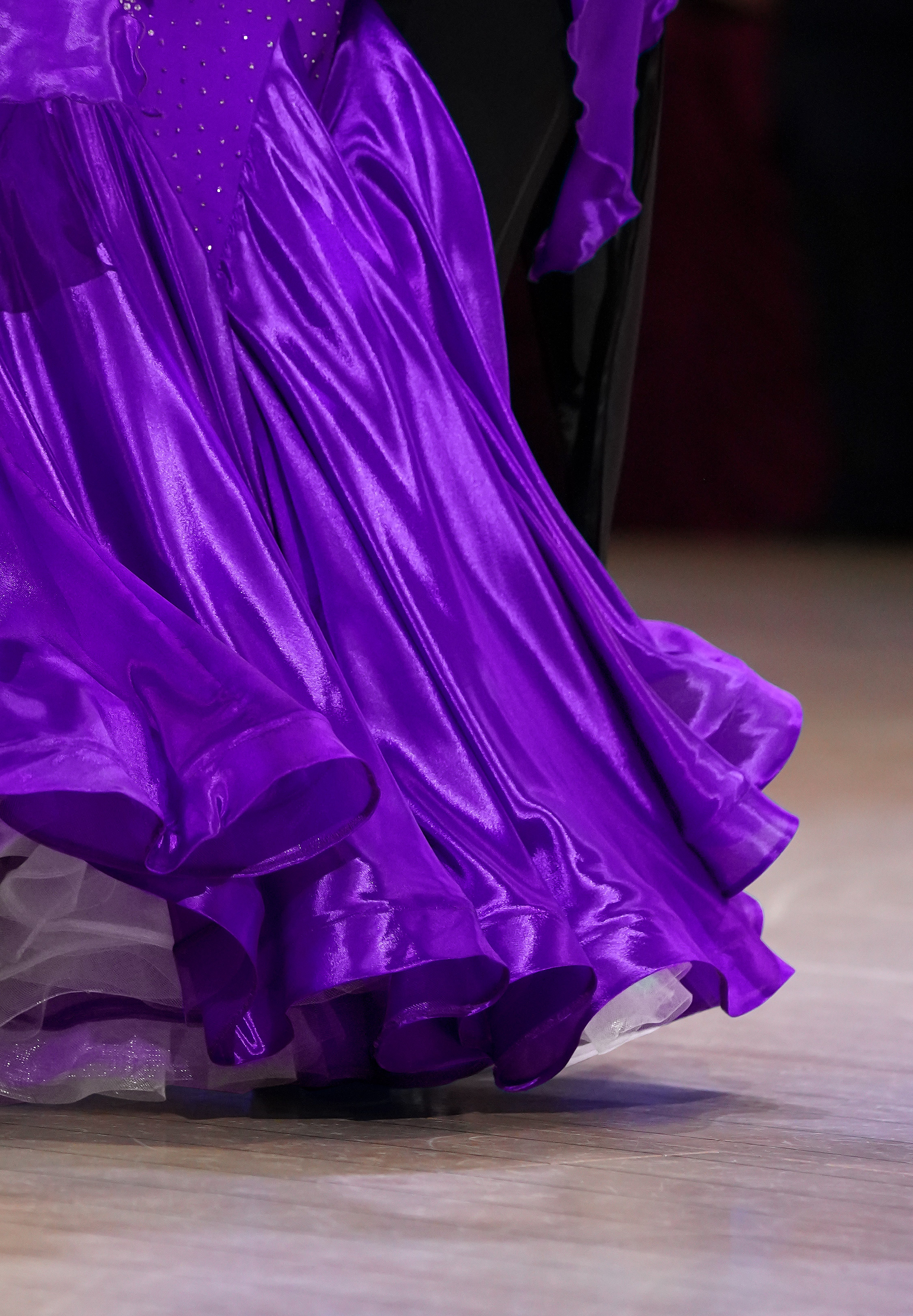 新品未使用　mite pepuramu chiffon tp Iridescent Chiffon Fabric By The Yard | Zelouf Fabrics