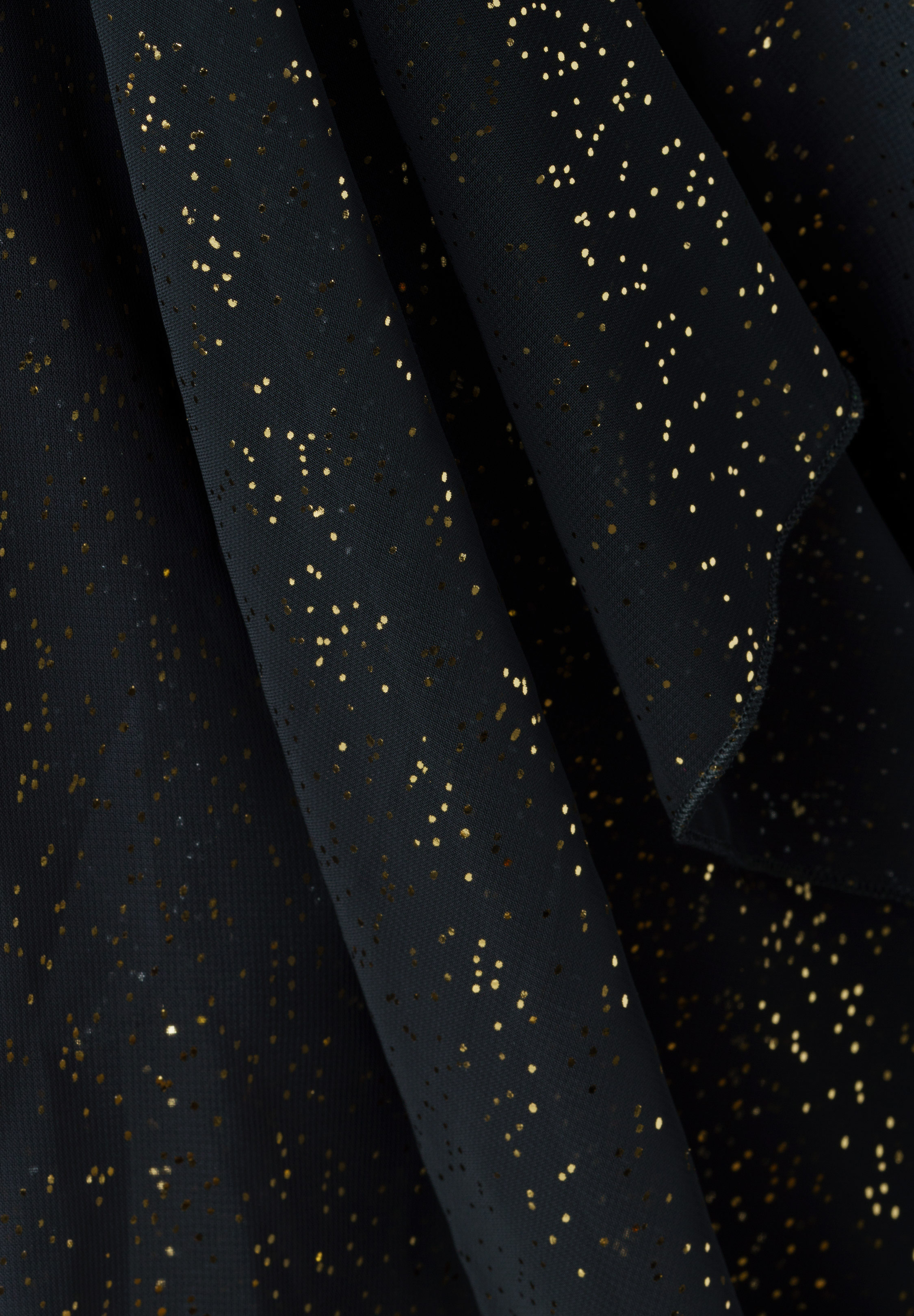 Gold_Black