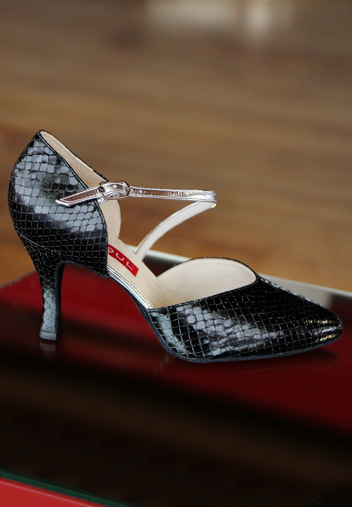 Paoul 684 Dance Shoes-Black Piper Kid / Silver Kid